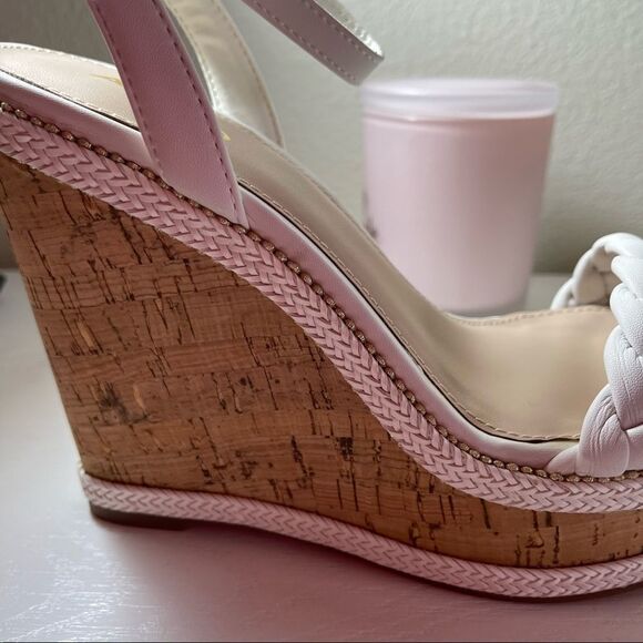 ALDO Wedge Sandals in White NEVER WORN-Size 8 - Picture 5 of 13